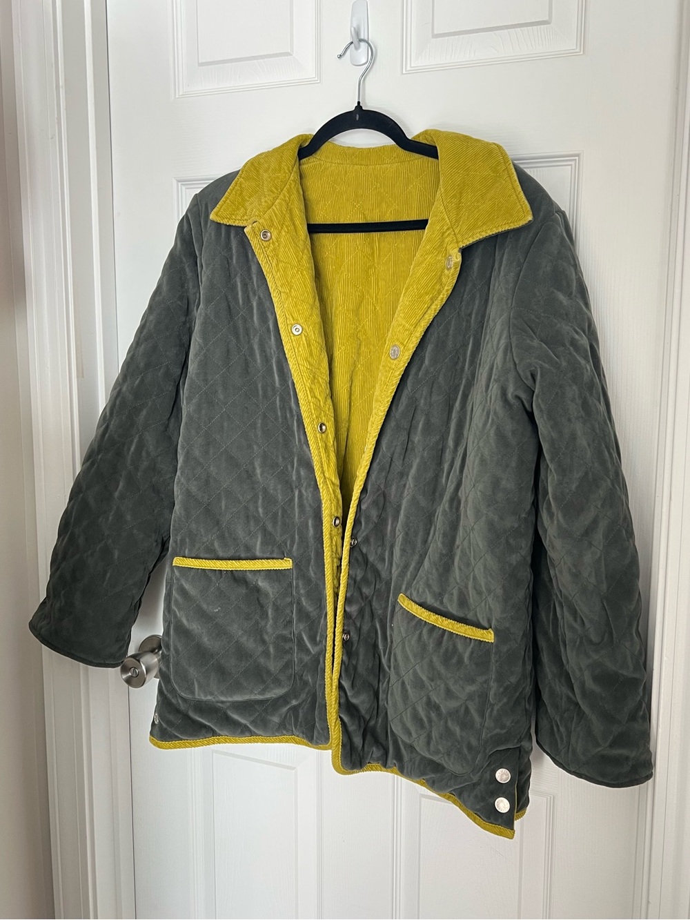 Denim & Co | Reversible Quilted Jacket | Dark Green & Chartreuse | Fits Size L
